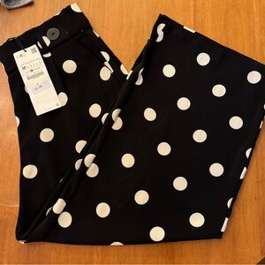 **never been worn** Zara - High waisted wide leg flowy pants